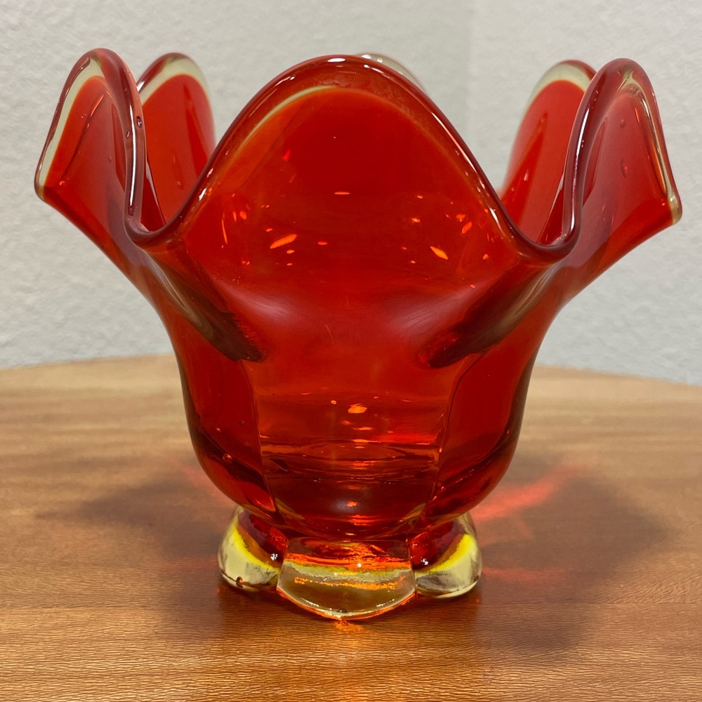 Vintage Amberina Viking Art Glass Petal Handkerchief Bowl MCM Orange Dish 3.5"